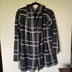 Hooded sweater jacket